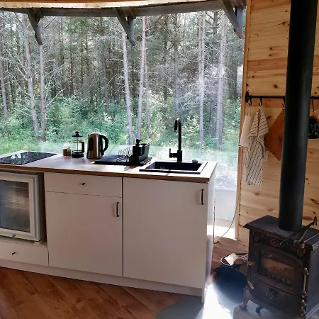 Roosa Maja Parvesaunaga Reigi