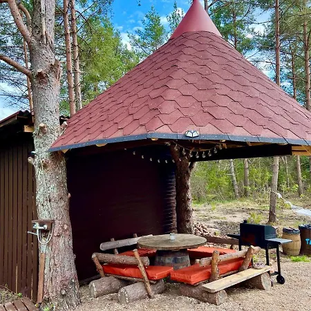 Alpehytte Roosa Maja Parvesaunaga *