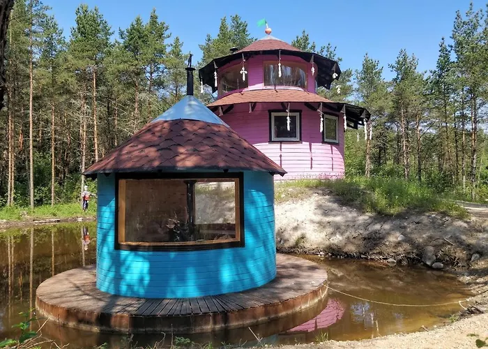 Roosa Maja Parvesaunaga Ferienhaus *