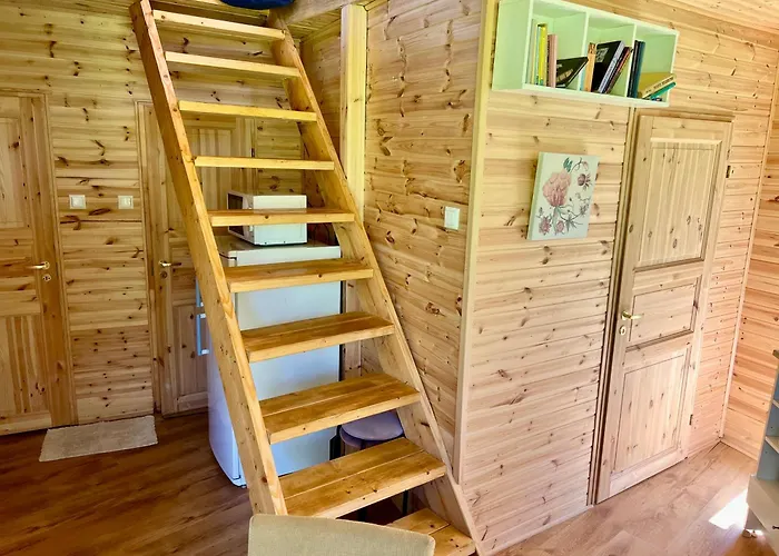 Roosa Maja Parvesaunaga